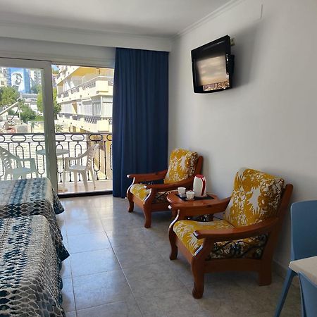 Apartamentos Leonor Carihuela Torremolinos Zewnętrze zdjęcie