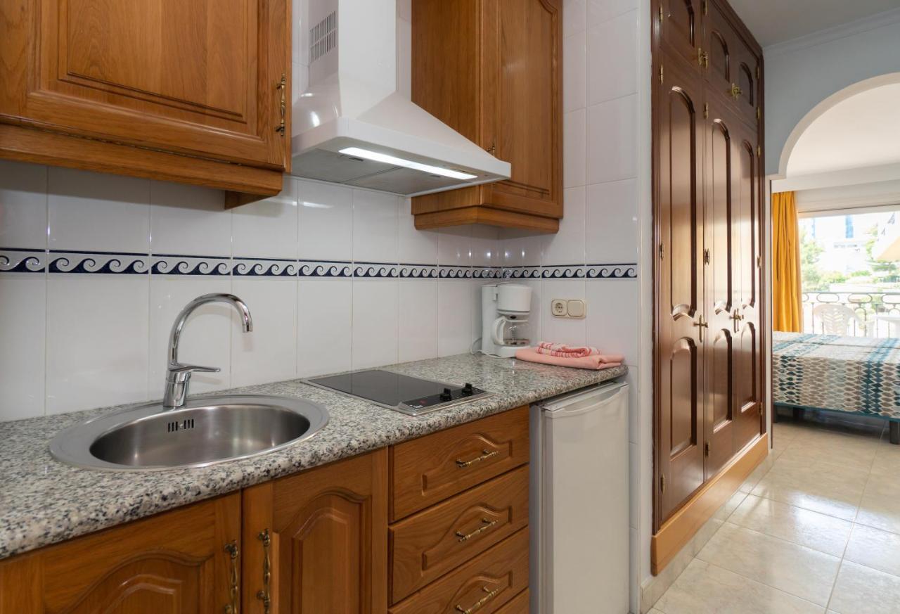 Apartamentos Leonor Carihuela Torremolinos Zewnętrze zdjęcie