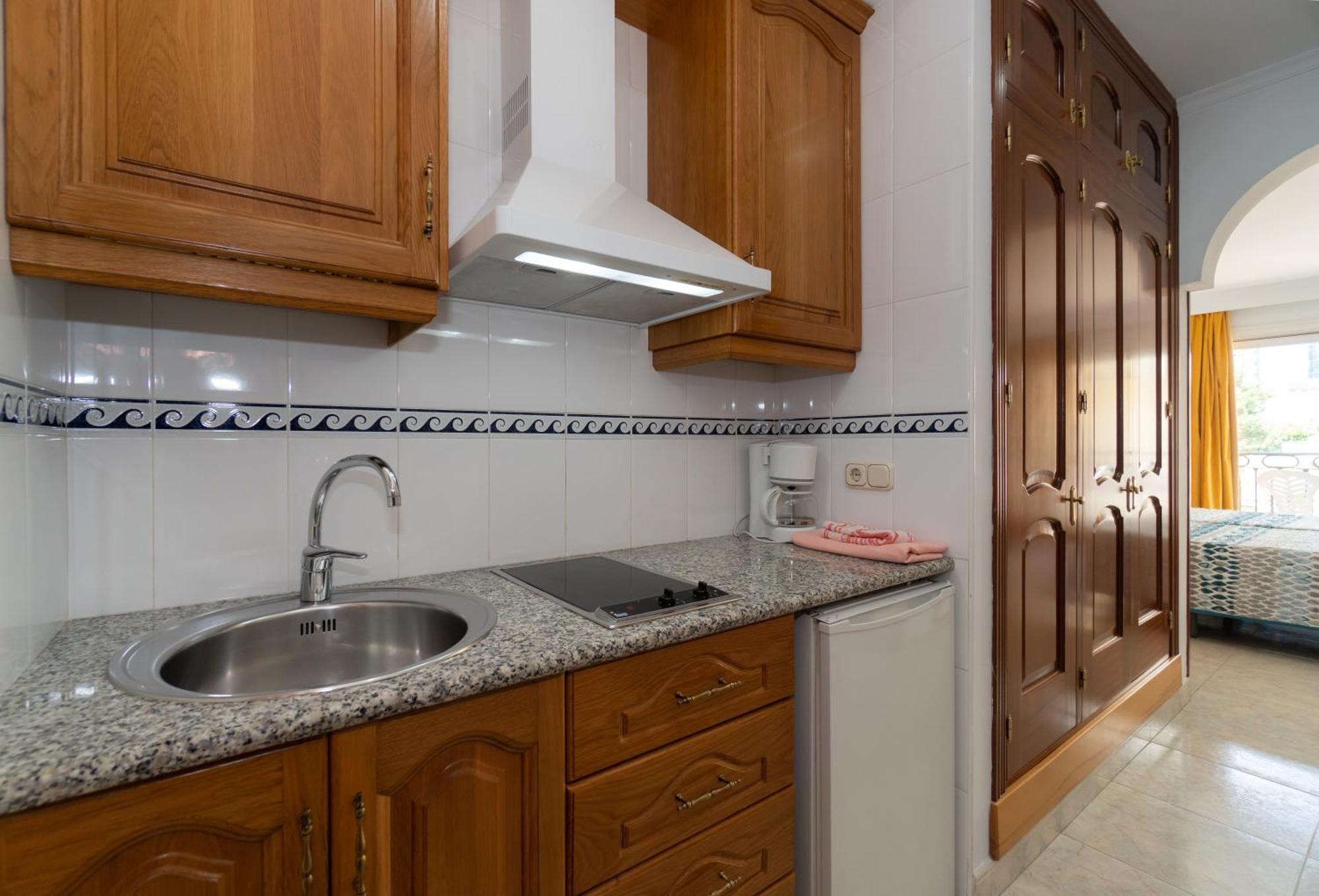 Apartamentos Leonor Carihuela Torremolinos Zewnętrze zdjęcie