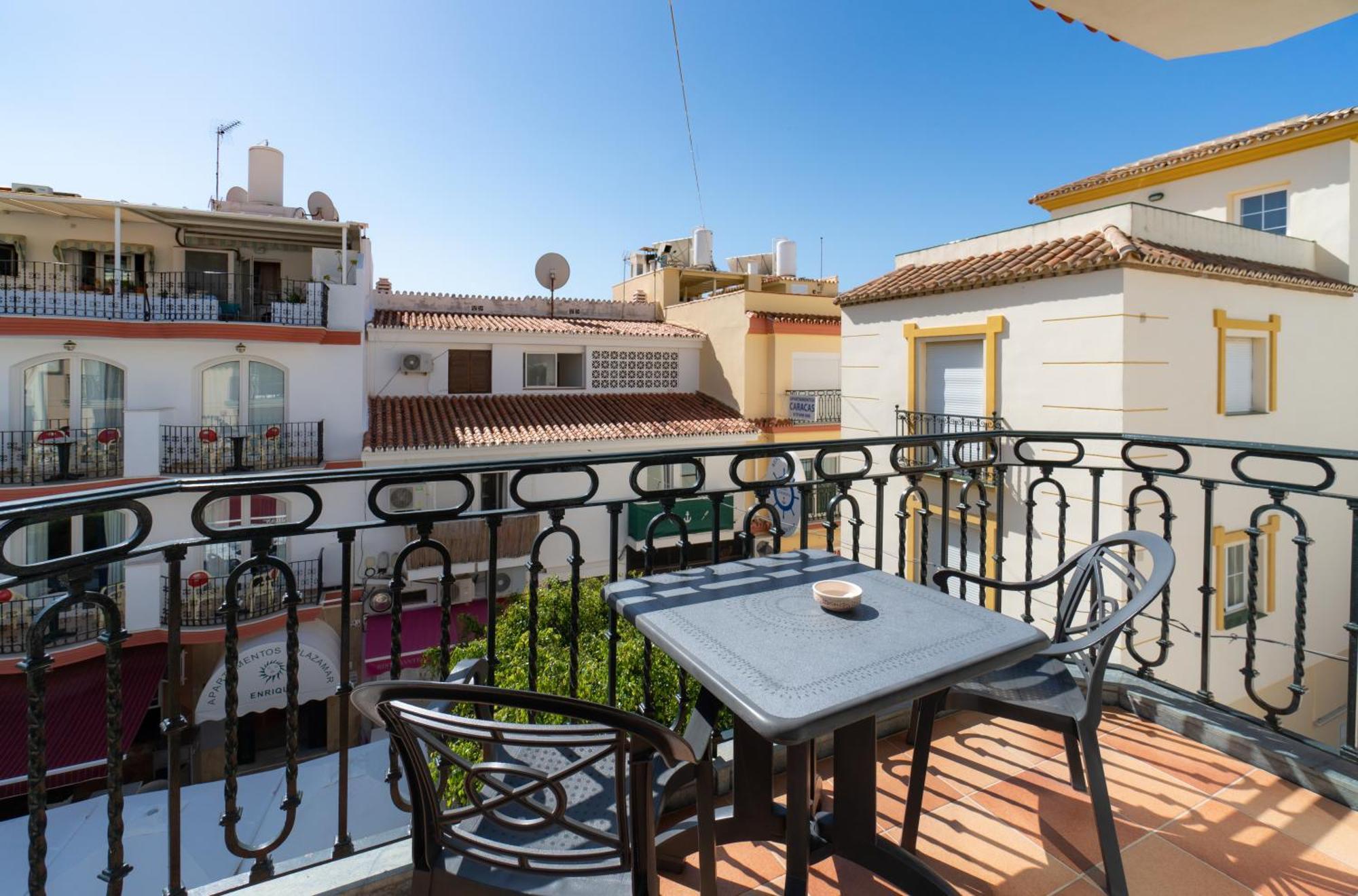 Apartamentos Leonor Carihuela Torremolinos Zewnętrze zdjęcie