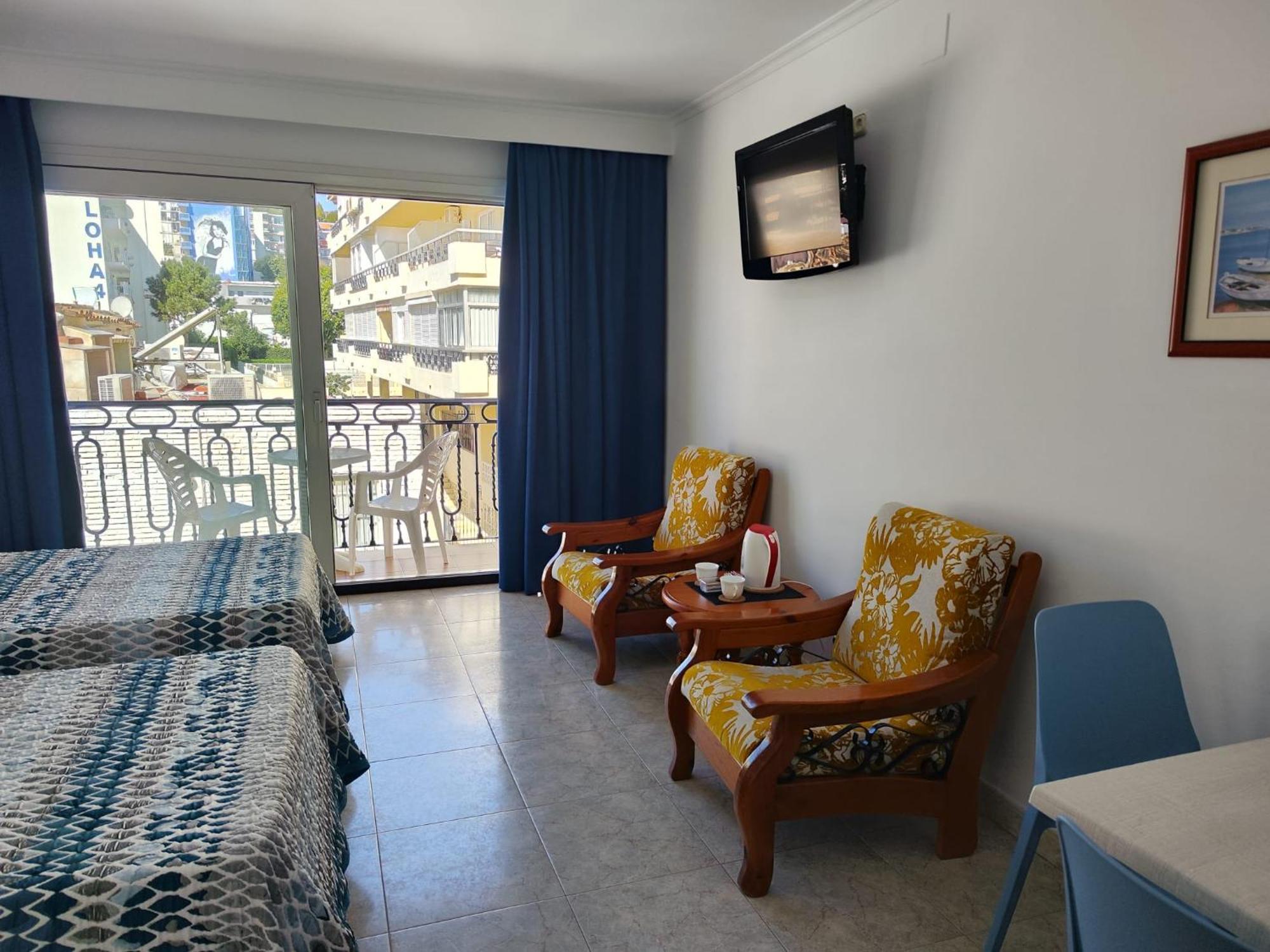 Apartamentos Leonor Carihuela Torremolinos Zewnętrze zdjęcie