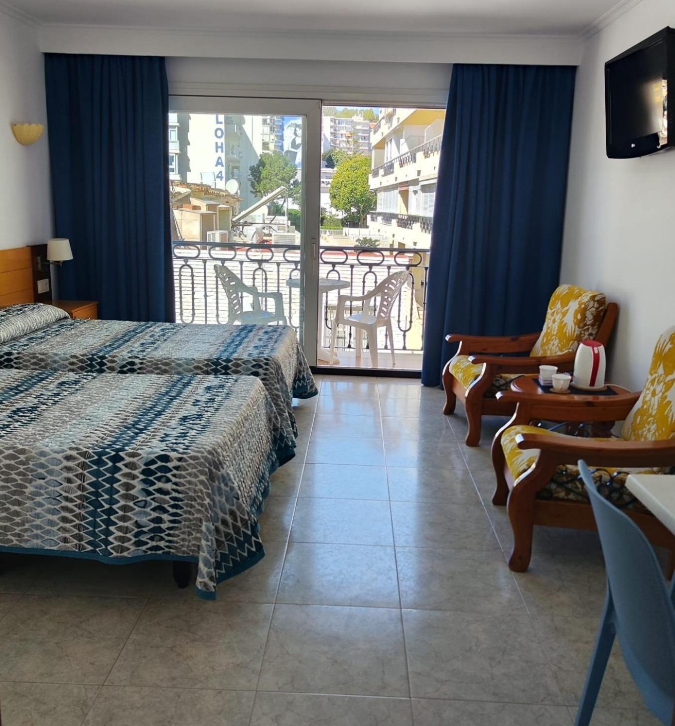 Apartamentos Leonor Carihuela Torremolinos Zewnętrze zdjęcie