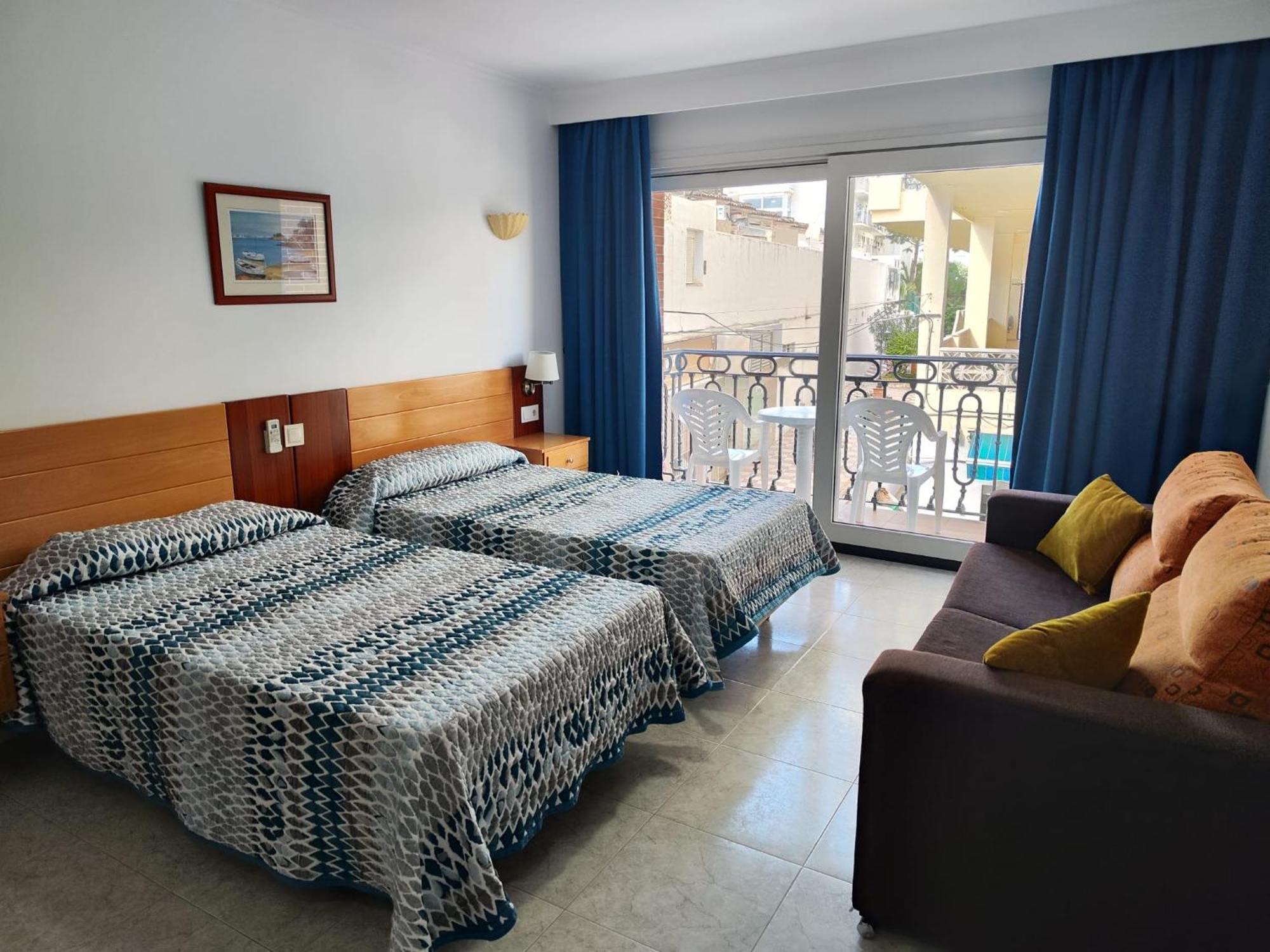 Apartamentos Leonor Carihuela Torremolinos Zewnętrze zdjęcie