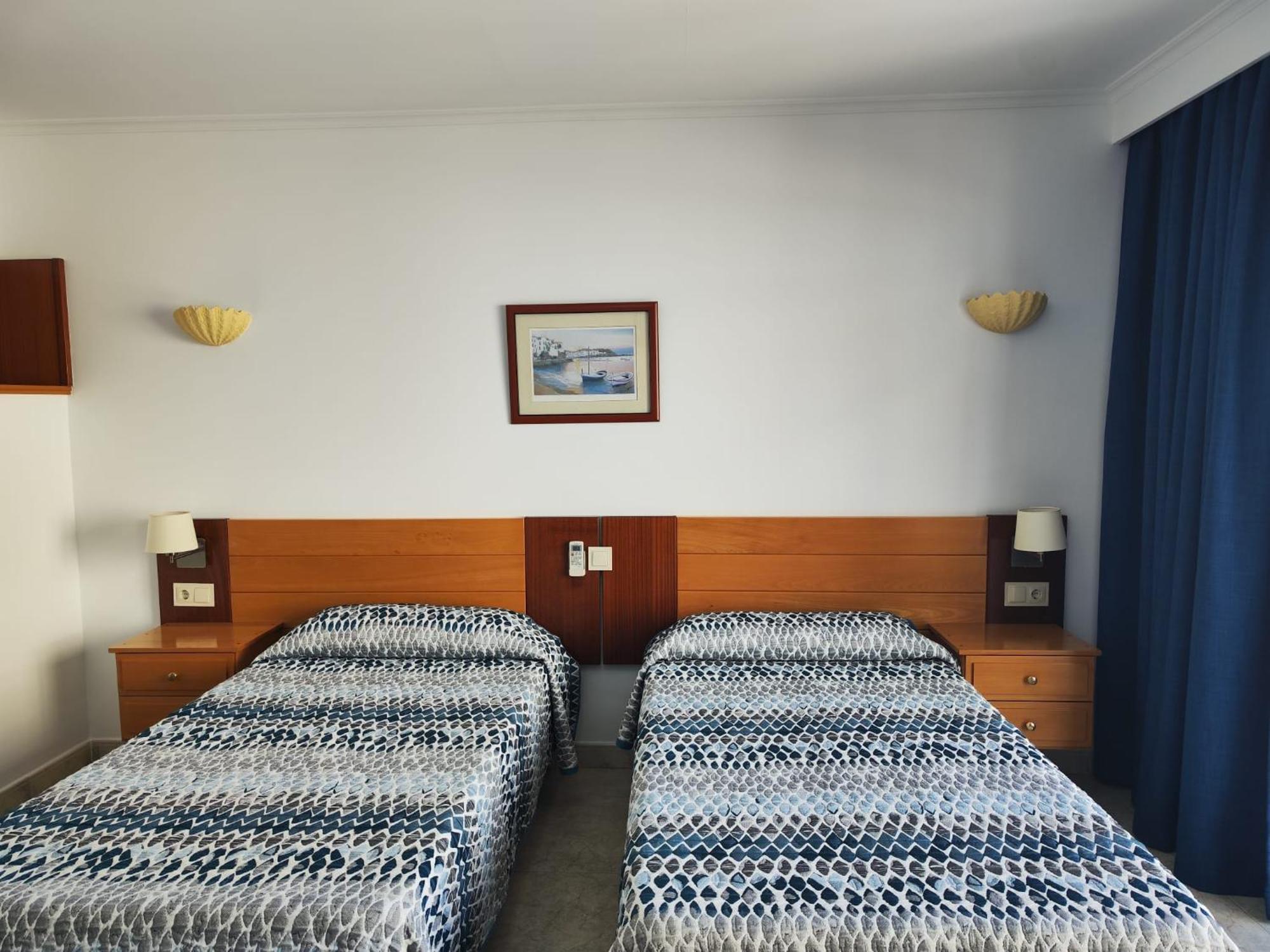 Apartamentos Leonor Carihuela Torremolinos Zewnętrze zdjęcie