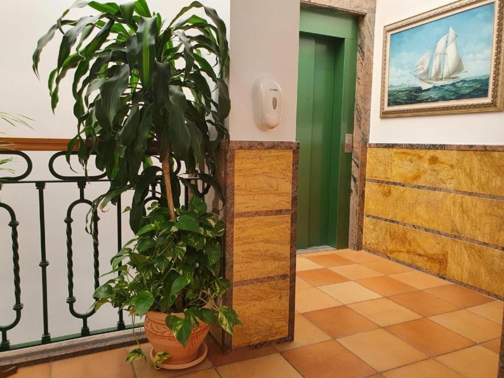 Apartamentos Leonor Carihuela Torremolinos Zewnętrze zdjęcie