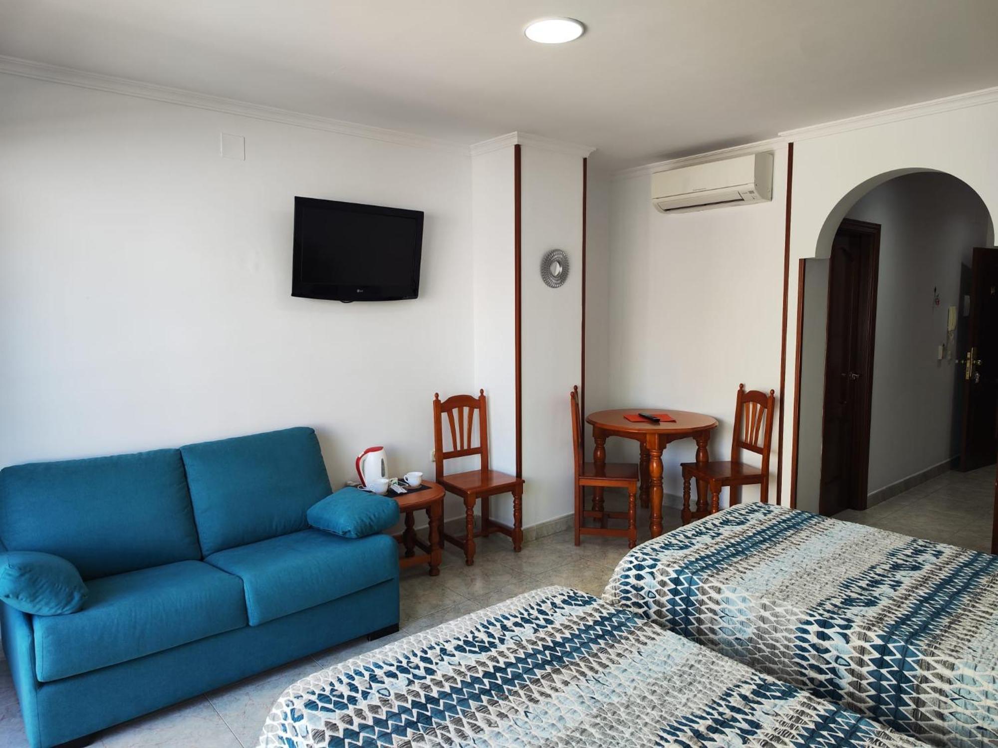 Apartamentos Leonor Carihuela Torremolinos Zewnętrze zdjęcie