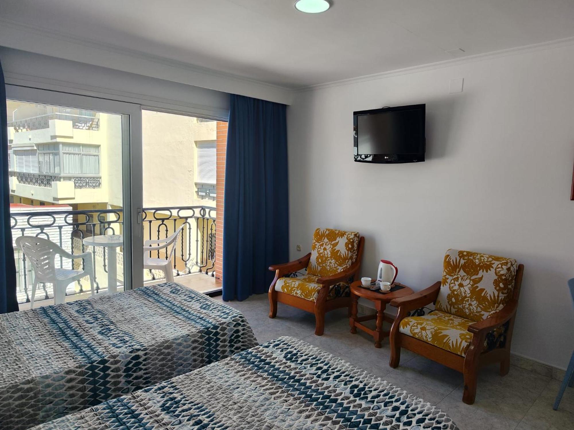 Apartamentos Leonor Carihuela Torremolinos Zewnętrze zdjęcie