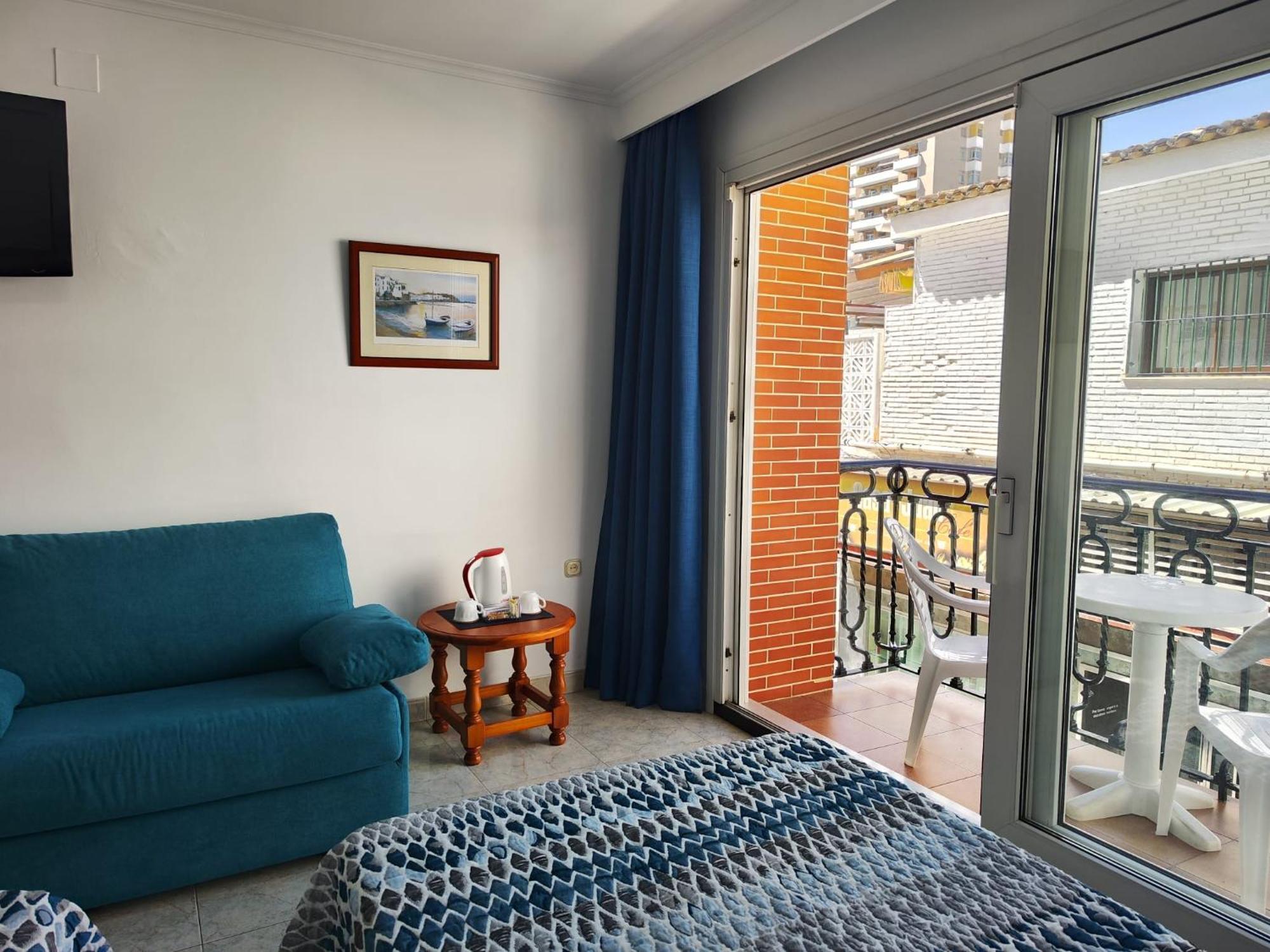 Apartamentos Leonor Carihuela Torremolinos Zewnętrze zdjęcie