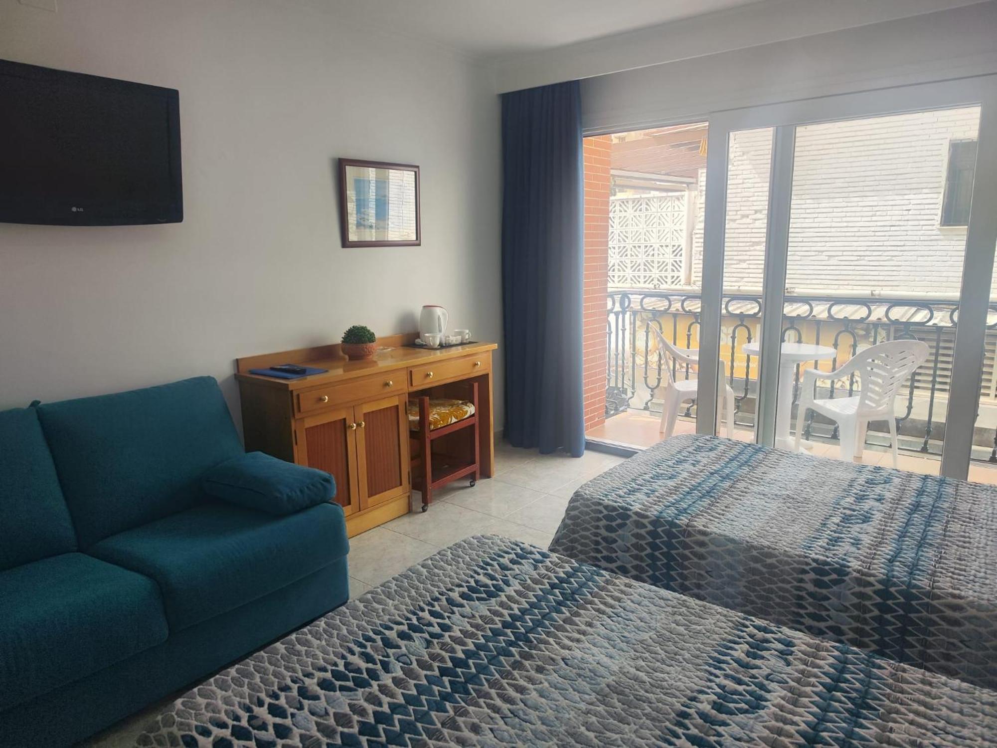 Apartamentos Leonor Carihuela Torremolinos Pokój zdjęcie